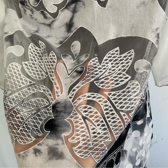 AVALINK Women's Lightweight White Black Dots Cardigan Size M - Picture 10 of 13